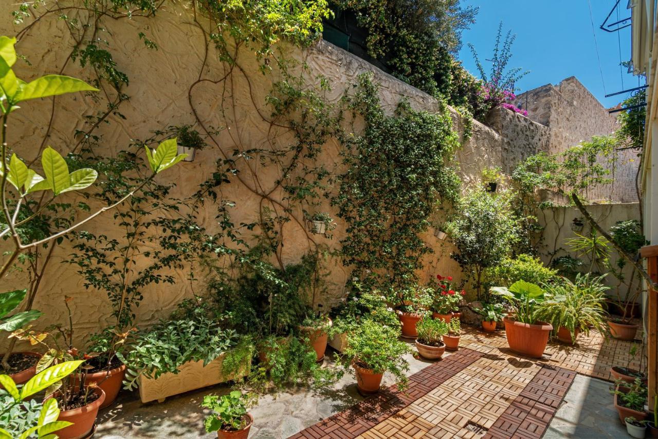 Hotel Arolithos Spétses Esterno foto