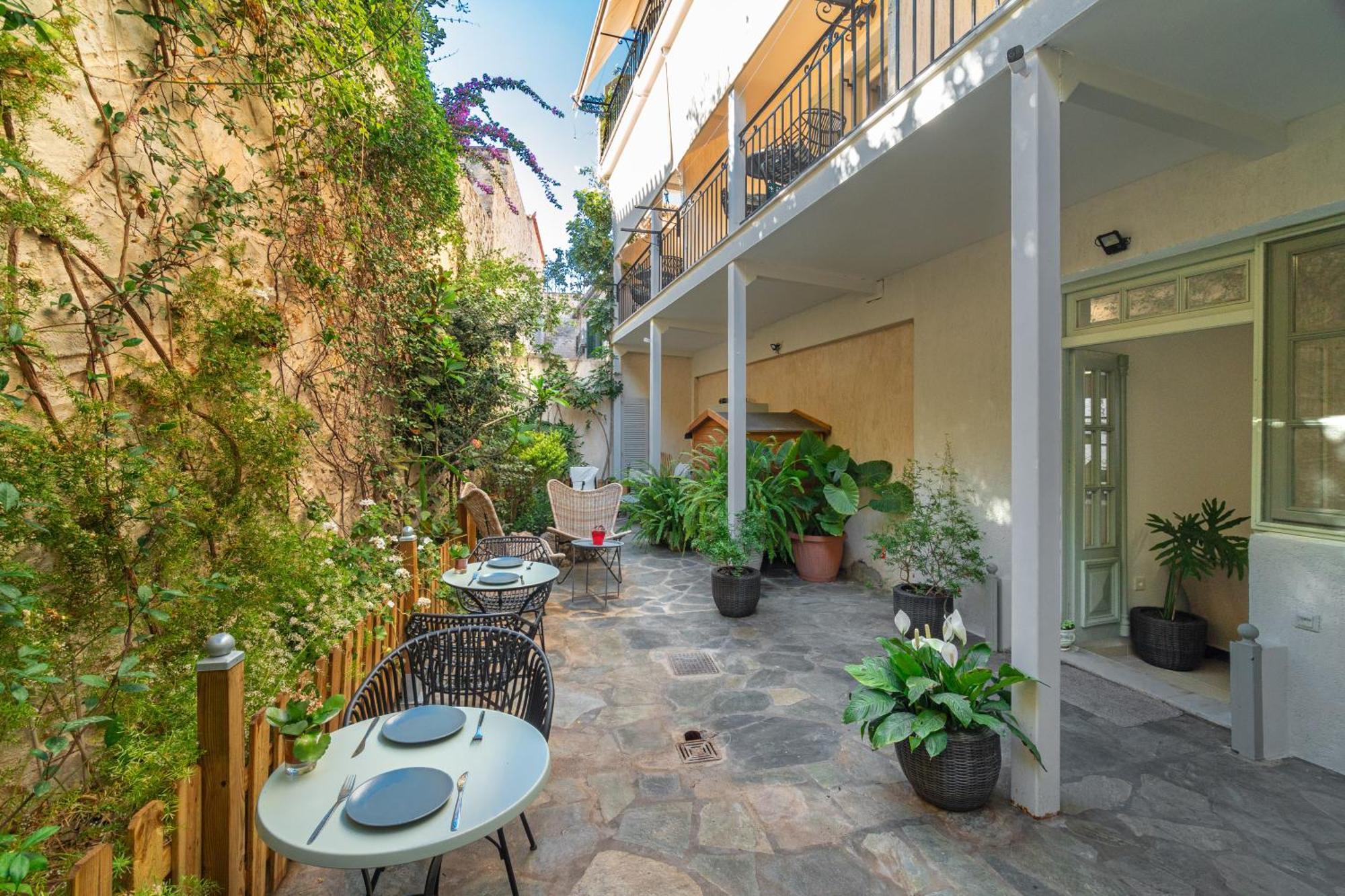 Hotel Arolithos Spétses Esterno foto
